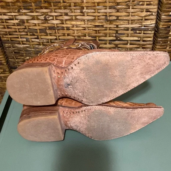 vintage Montenegro tan brown cowboy boots crocodile leather 22 1/2 ? With belt